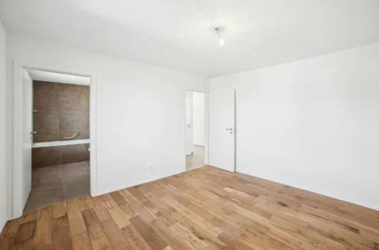 Offene Tür Samstag, 17. Oktober von 10 Uhr bis 13 Uhr Neues 4,5-Zimmer-Apartment in St-Aubin – Foto 3 von 9