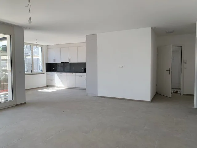 High-quality 3.5-room new apartment directly at the train station
