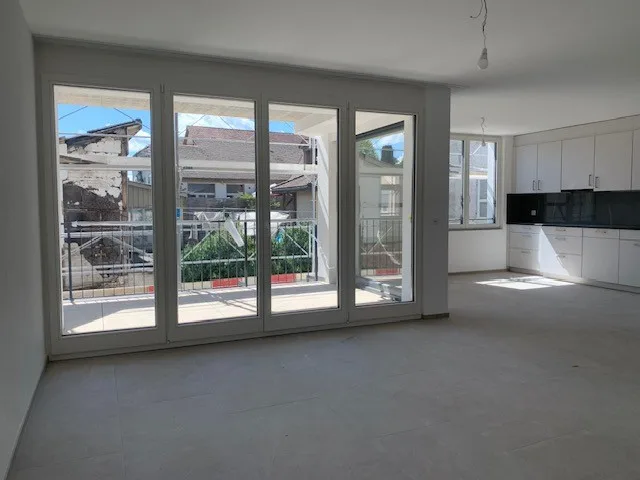 High-quality 3.5-room new apartment directly at the train station