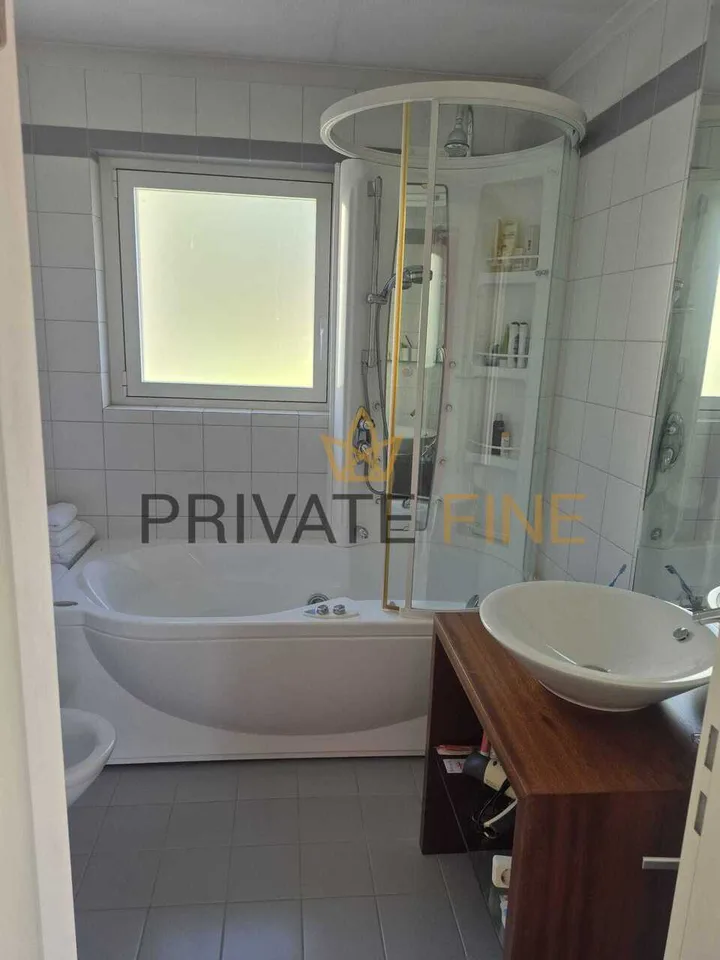 4.5 Zimmer Attikawohnung in Brissago – Foto 6 von 10