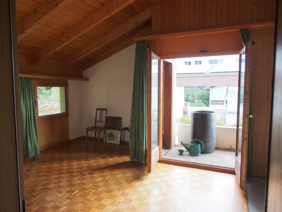 Spacious single-family house with garden in Schüpfen