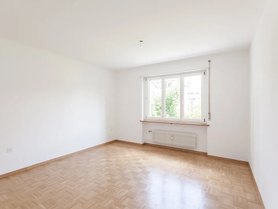 Ruhige und sonnige 4.5-Zimmer-Wohnung – Foto 4 von 15