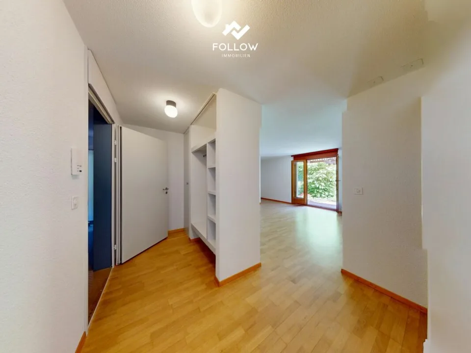Cozy and partially renovated 2.5 room apartment with garden seating area