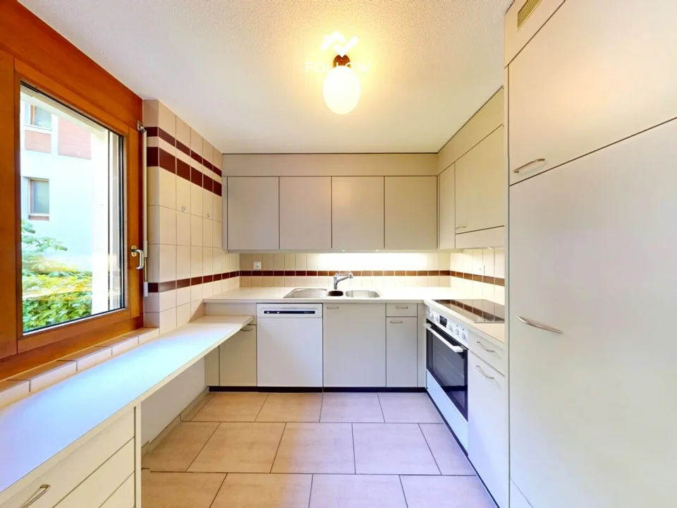 Cozy and partially renovated 2.5 room apartment with garden seating area