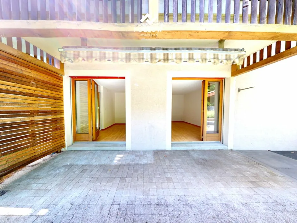 Cozy and partially renovated 2.5 room apartment with garden seating area