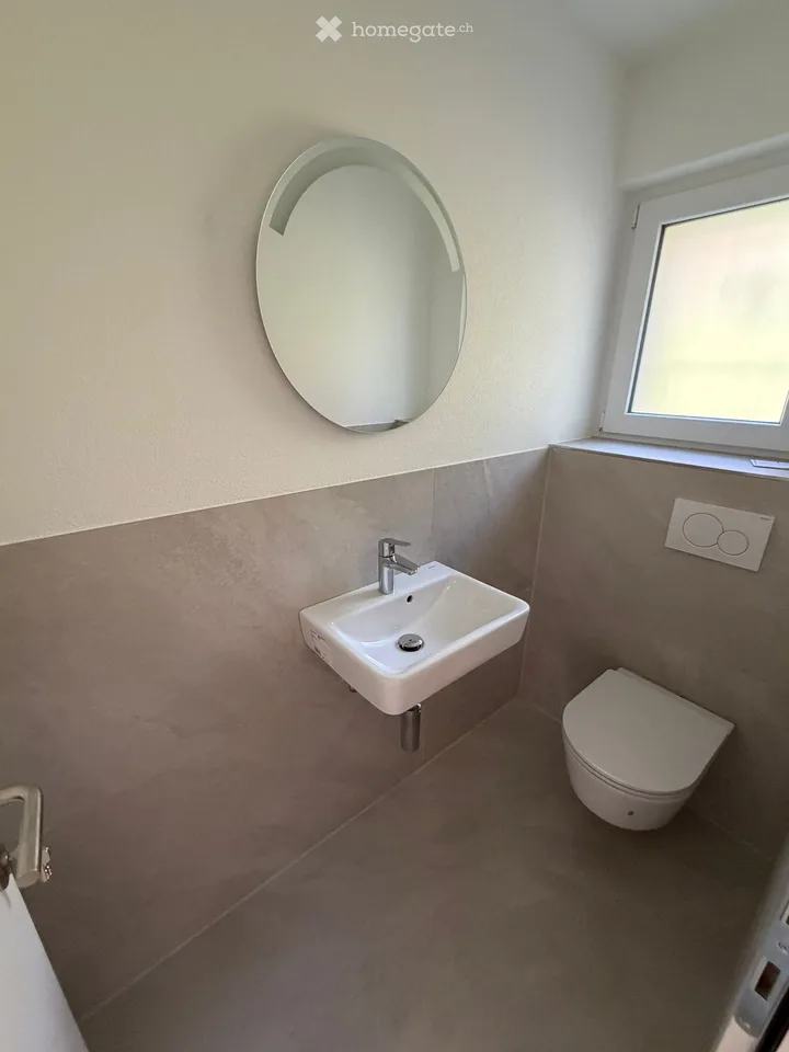 Casa di 5 locali luminosa a Bäretswil – disponibile immediatamente