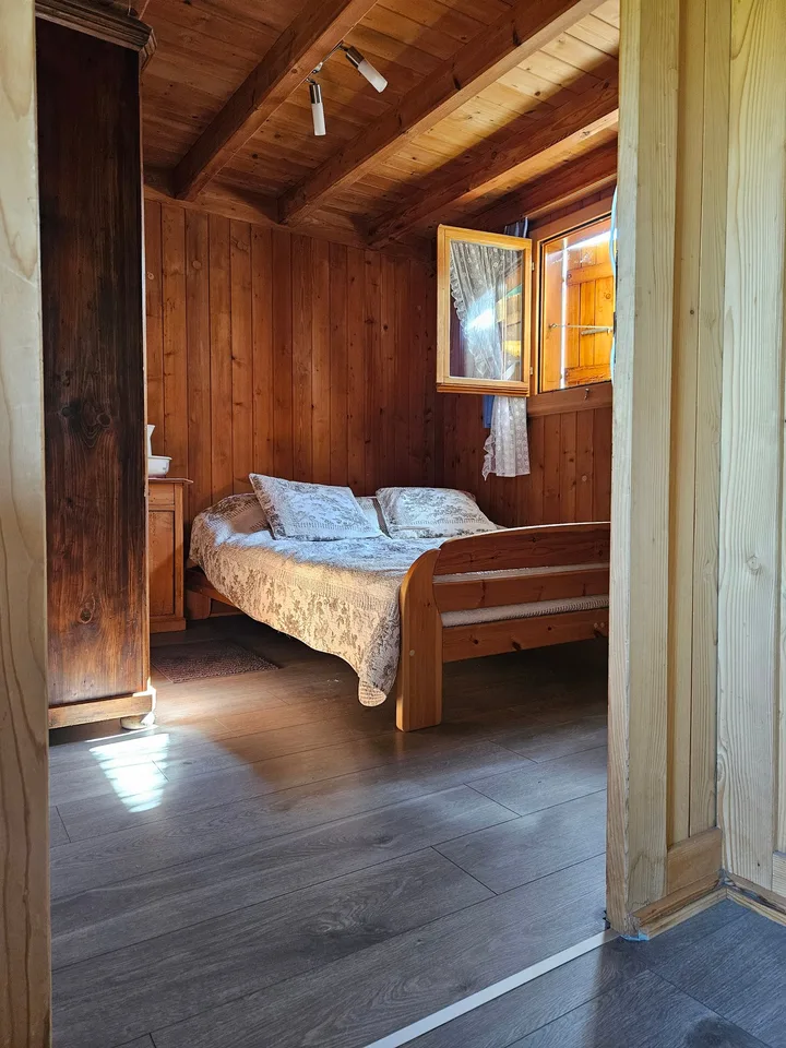 Charming furnished 2.5-room chalet in Châtillon