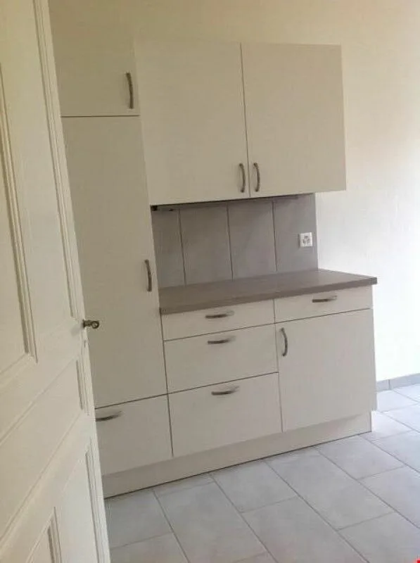 Affascinante appartamento di 2 locali in quartiere tranquillo – foto 2 di 9