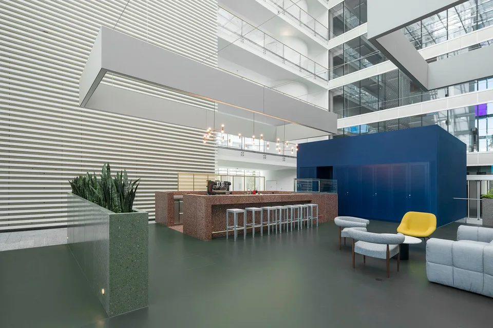 Espaces de bureaux à partir de 1'000 m² - Où le business devient une expérience – photo 10 sur 13