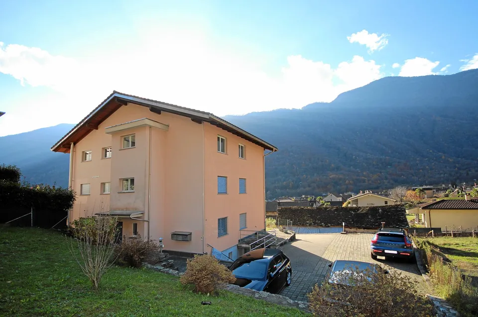 5.5-Zimmer-Maisonette-Eigentumswohnung mit Mansarde und schöner Bergsicht – Foto 17 von 18