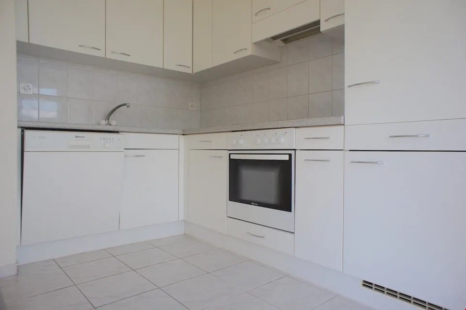Spacious, beautiful apartment