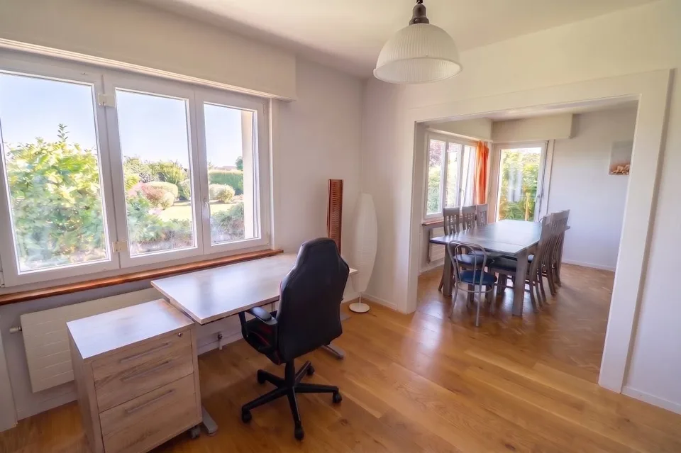 Appartement avec grand jardin et vue panoramique sur le lac – photo 8 sur 13