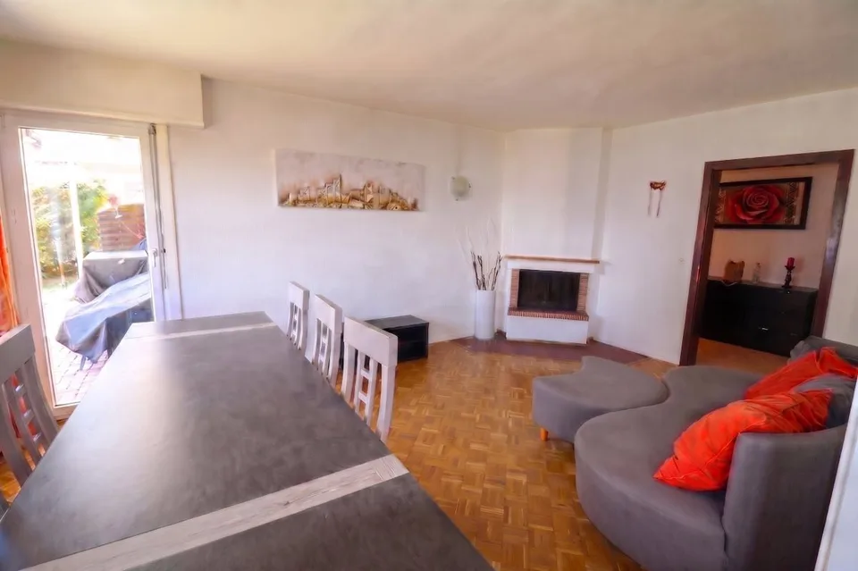 Appartement avec grand jardin et vue panoramique sur le lac – photo 9 sur 13