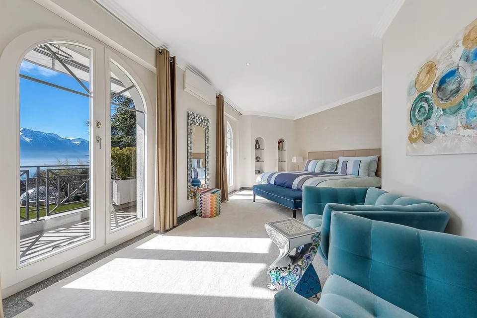 Magnificent detached villa with breathtaking views on the heights of Montreux – photo 12 of 13
