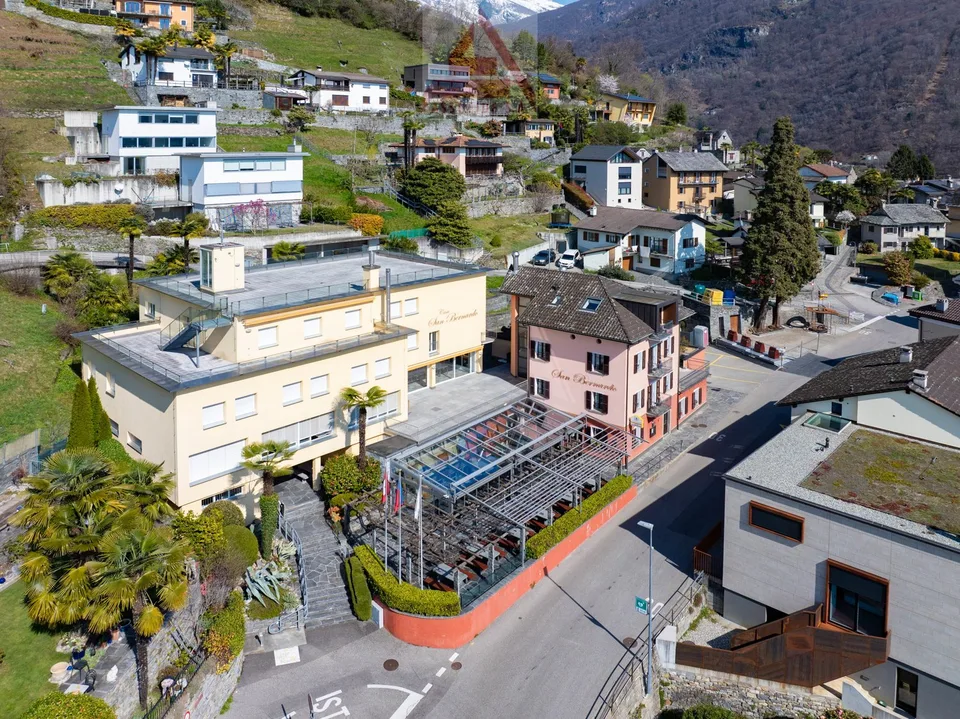 Piccolo boutique hotel con ristorante e ostello / Kleines Boutique-Hotel mit Restaurant und Hostel – Foto 13 von 13