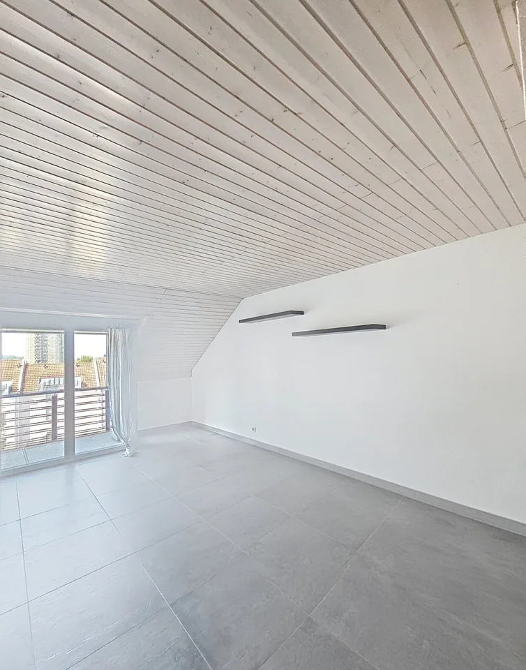 Stadtzentrum - Charmantes 3.5-Zimmer-Apartment im letzten Stock – Foto 5 von 11