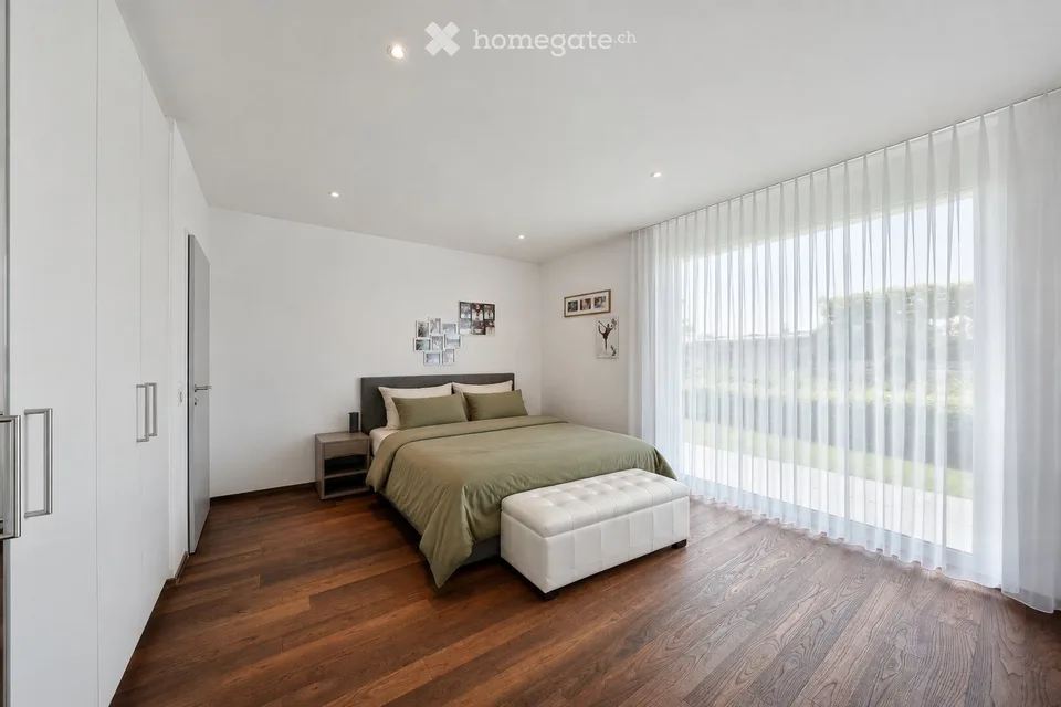 Unique 4.5-room maisonette apartment with breathtaking lake view - unfurnished for rent