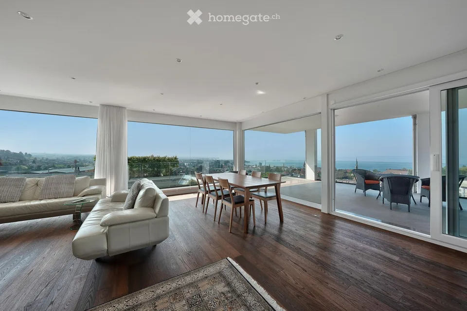 Unique 4.5-room maisonette apartment with breathtaking lake view - unfurnished for rent