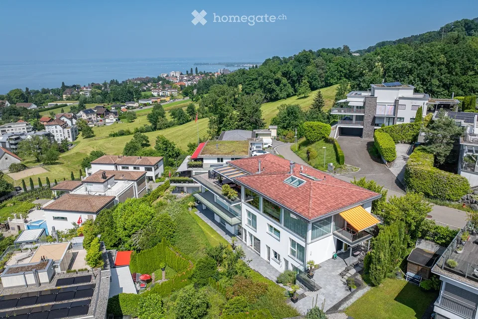 Unique 4.5-room maisonette apartment with breathtaking lake view - unfurnished for rent