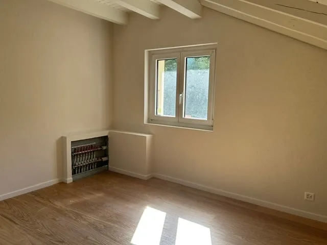 Charmantes 3,5-Zimmer-Wohnung im 2. Stock mit Balkon und Aussicht in Saint-Cergue
