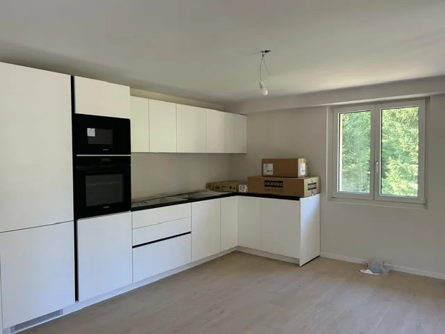 Wunderschöne 4.5-Zimmer-Wohnung mit Balkon und grüner Aussicht in Saint-Cergue