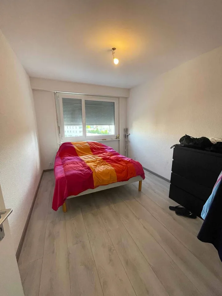 Schönes 3,5-Zimmer-Apartment im 4. Stock - CHAVANNES-RENENS