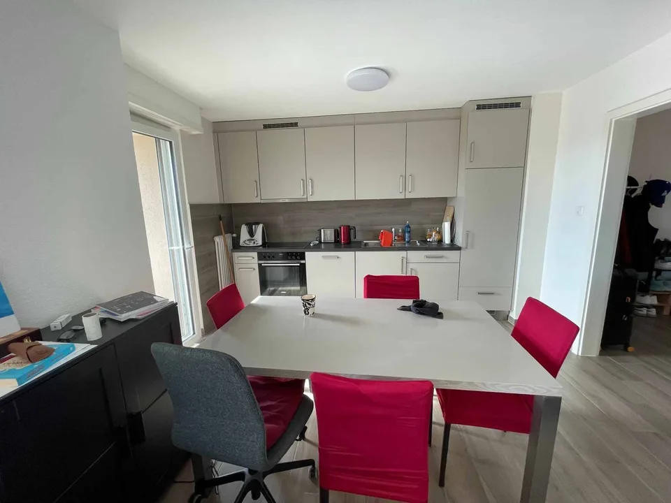 Schönes 3,5-Zimmer-Apartment im 4. Stock - CHAVANNES-RENENS