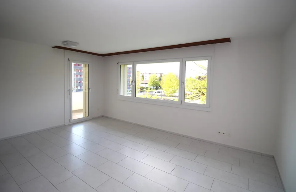Appartamento accogliente 2.5 locali con balcone a Kleindöttingen