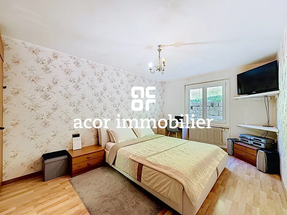 Village house with 7 rooms in Bovernier with building land – photo 4 of 5
