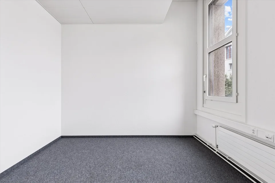 Helle Bürofläche im Zentrum von Flawil 175?m² bezugsbereit – Foto 7 von 8