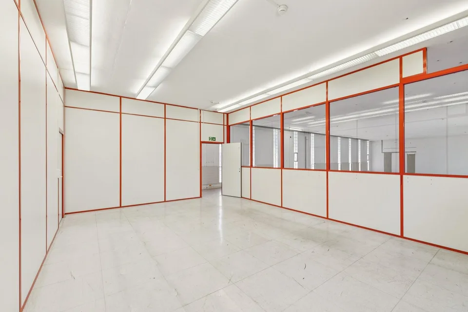 266 m² für Ihre Ideen, Ihr Team und Ihr Wachstum in Laufen – Foto 6 von 9