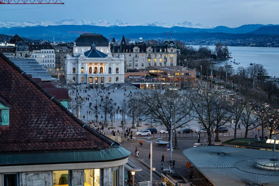 Ufficio per 2 persone con servizio a Zurigo direttamente sulla piazza Bellevue – foto 11 di 11