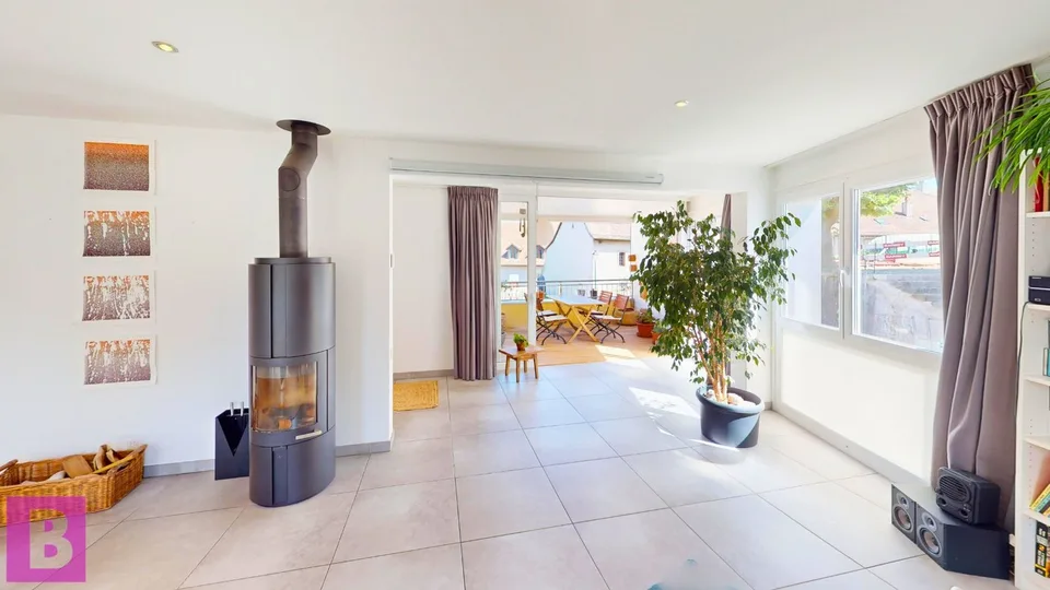 Geist eines Hauses für dieses superbe dreistöckige Familienhaus mit 4 Zimmern in Yens – Foto 21 von 23
