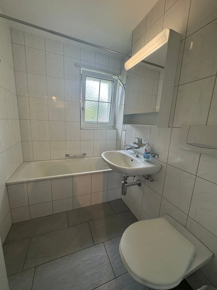 Helle 4-Zimmer-Wohnung mit Balkon in Romanshorn – Foto 7 von 8