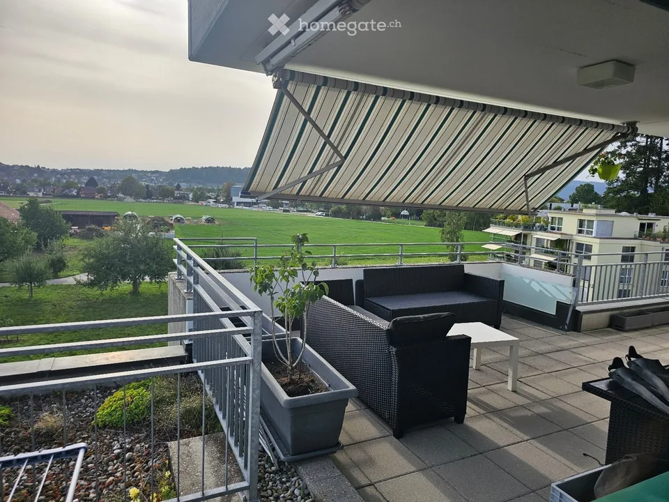 Appartement avec terrasse, beaucoup d'intimité et vue sur la verdure !