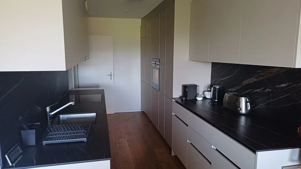 Your new home with a far-reaching view - 4.5 rooms on the 9th floor of Liebrüti