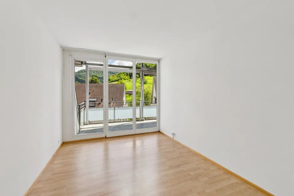 Naturnah wohnen mit besonderem Extra 4.5-Zi.Whg mit eigenem Dachspitz