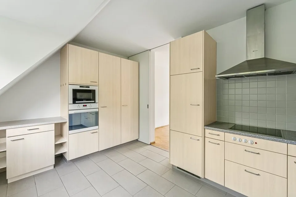 Naturnah wohnen mit besonderem Extra 4.5-Zi.Whg mit eigenem Dachspitz