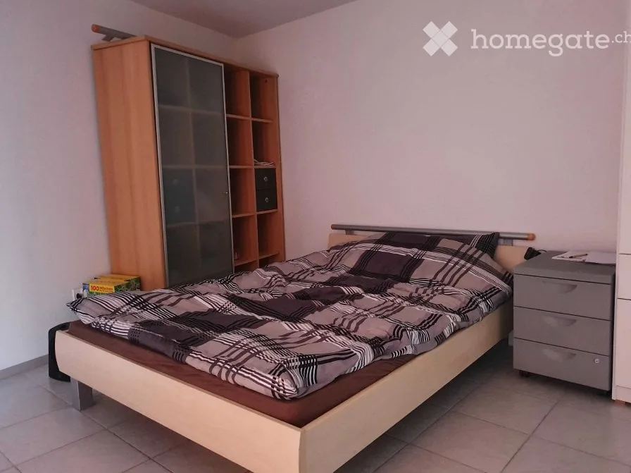 Chambre avec cuisine complètement meublée