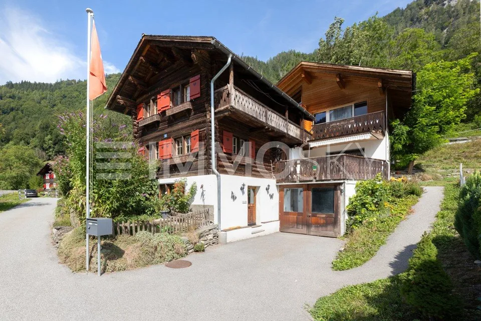Viel Charme, viel Platz und ein grosszügiges Studio mit eigenem Zugang – Foto 11 von 13