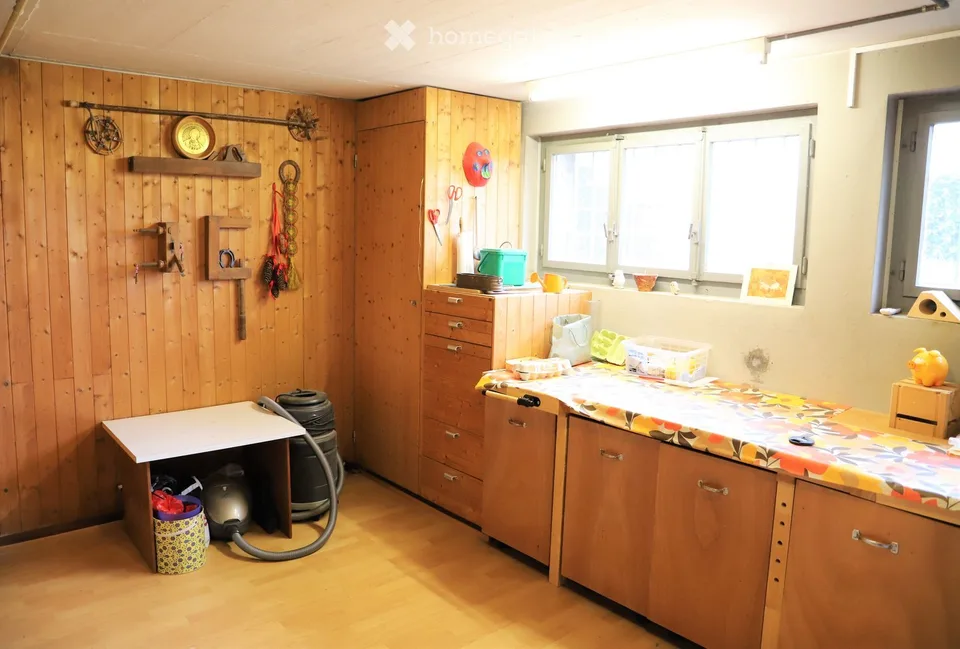 Charmante maison familiale de 5,5 pièces dans un endroit calme avec vue et soleil du soir