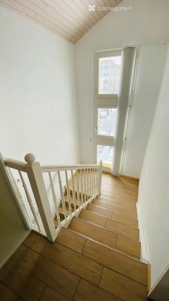 Appartement maisonnette de 5,5 pièces lumineux à Rickenbach (LU) – à louer à partir d'octobre 2026
