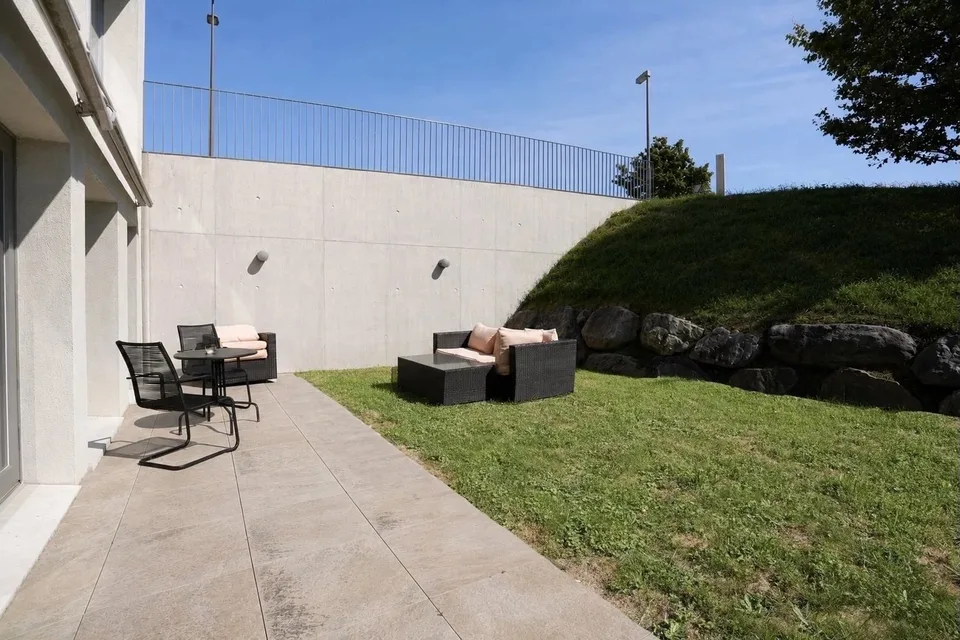 45 m² Bürofläche mit privatem Garten und Parkplatz, nahe am See – Foto 4 von 5