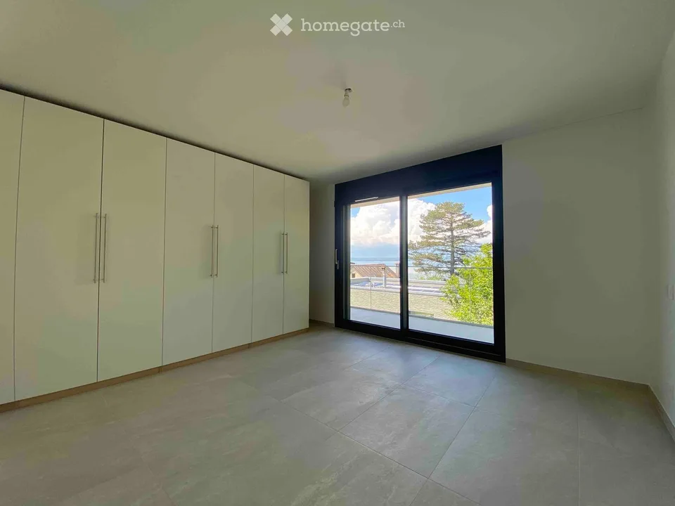 VILLA CONTEMPORAINE TERRASSEE - VUE LAC A DEUX PAS DE LA PLAGE