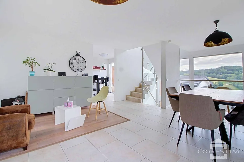 Villa mitoyenne avec jardin dans un environnement paisible et verdoyant – photo 6 sur 13