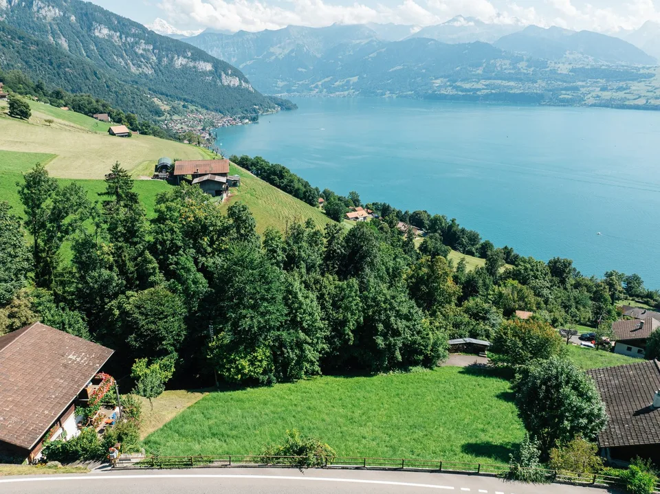 Ampia parcelle di terreno edificabile con vista spettacolare a Sigriswil – foto 4 di 7