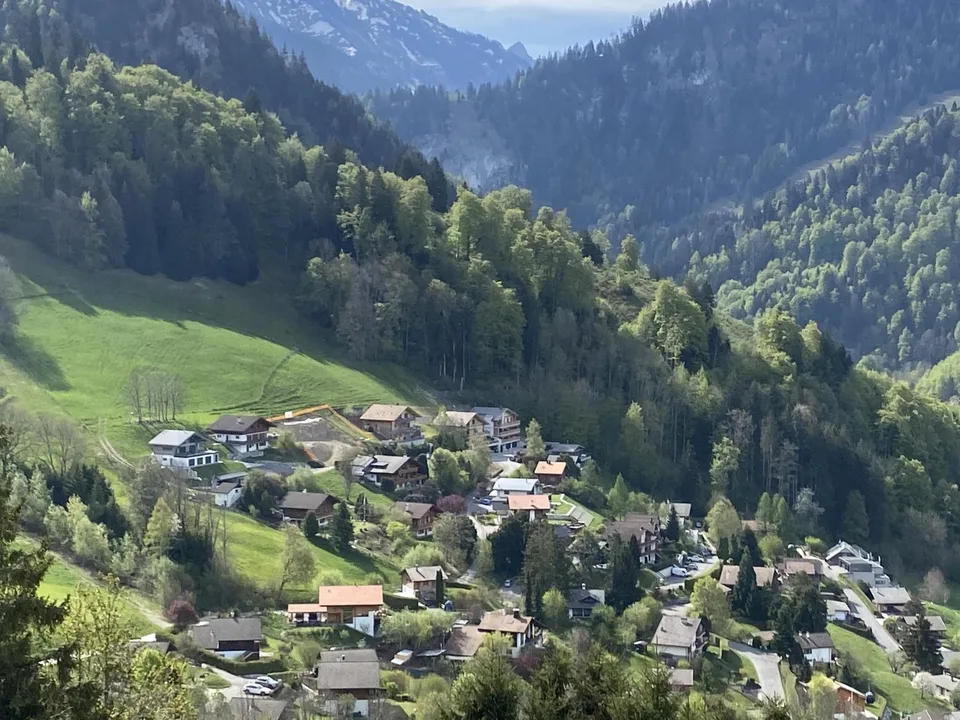 Terreno con permesso di costruire valido per una villa/chalet individuale – foto 4 di 7