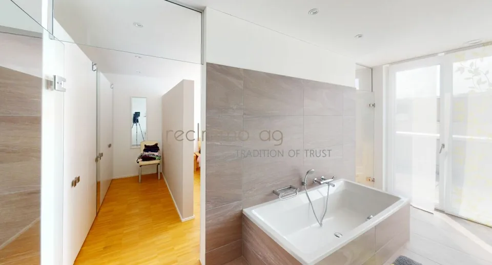 Grosszügige 4.5-Zimmer-Wohnung mit aussergewöhnlicher 145 m² Terrasse in Koblenz – Foto 6 von 7