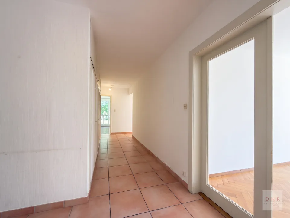 Wohnung mit 4.5 Zimmern und Balkon im Béthusy-Viertel – Foto 11 von 13