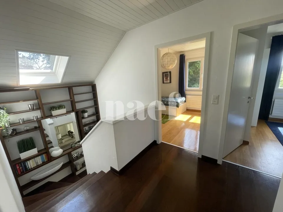 Beautiful individual villa, completely renovated, 5.5 rooms with large garden
